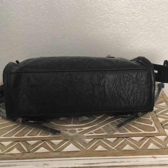 Sold - Picture 6 of 8